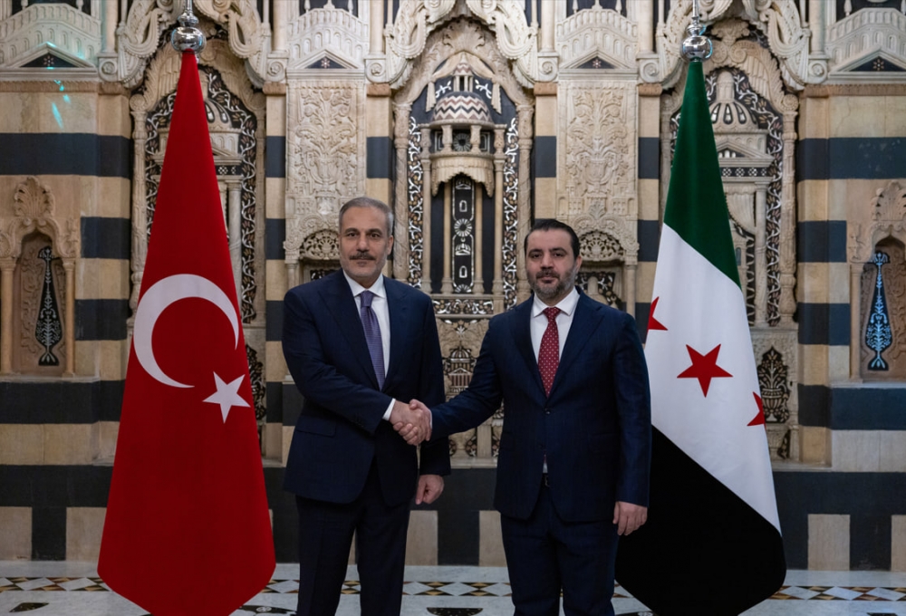 السياسة الخارجية الجديدة لسورية في دوامة الاستمرارية والتغيير