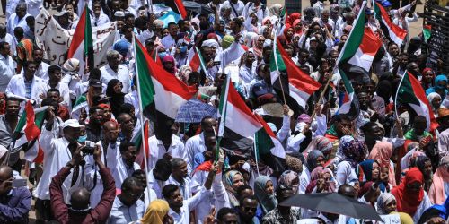 الثورة والثورة المضادة في السودان والبحث عن الاستقرار