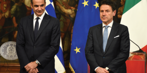 التناقضات الحقوقية المتعلقة بالجزر اليونانية: المعاهدة البحرية بين اليونان وإيطاليا نموذجًا