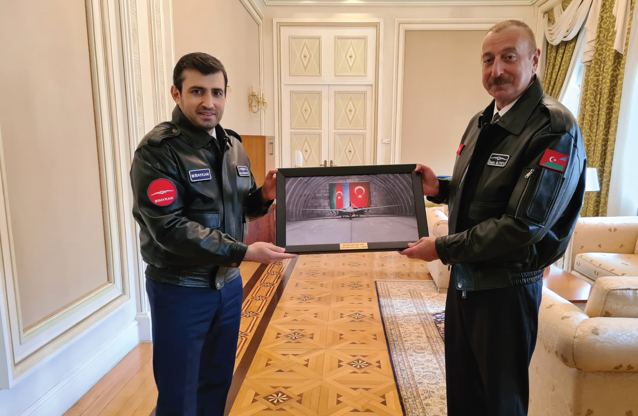 دور المسيرات التركية في الفعالية العسكرية لأذربيجان