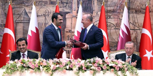البعدان السياسي والعسكري في سياسة تركيا في الشرق الأوسط
